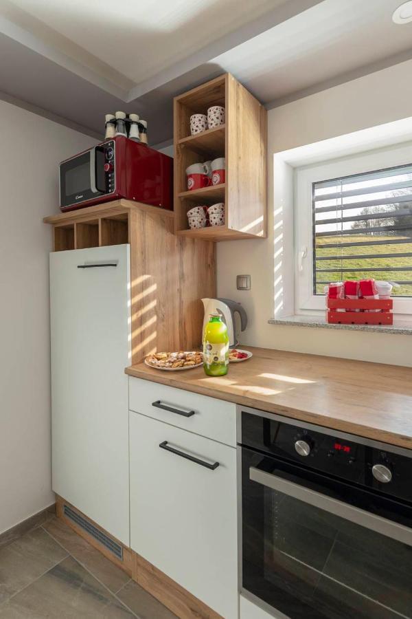 Holiday House Vikend Polzela Exterior foto
